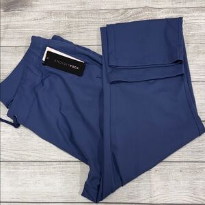 NWT Yoga Licious Pants
